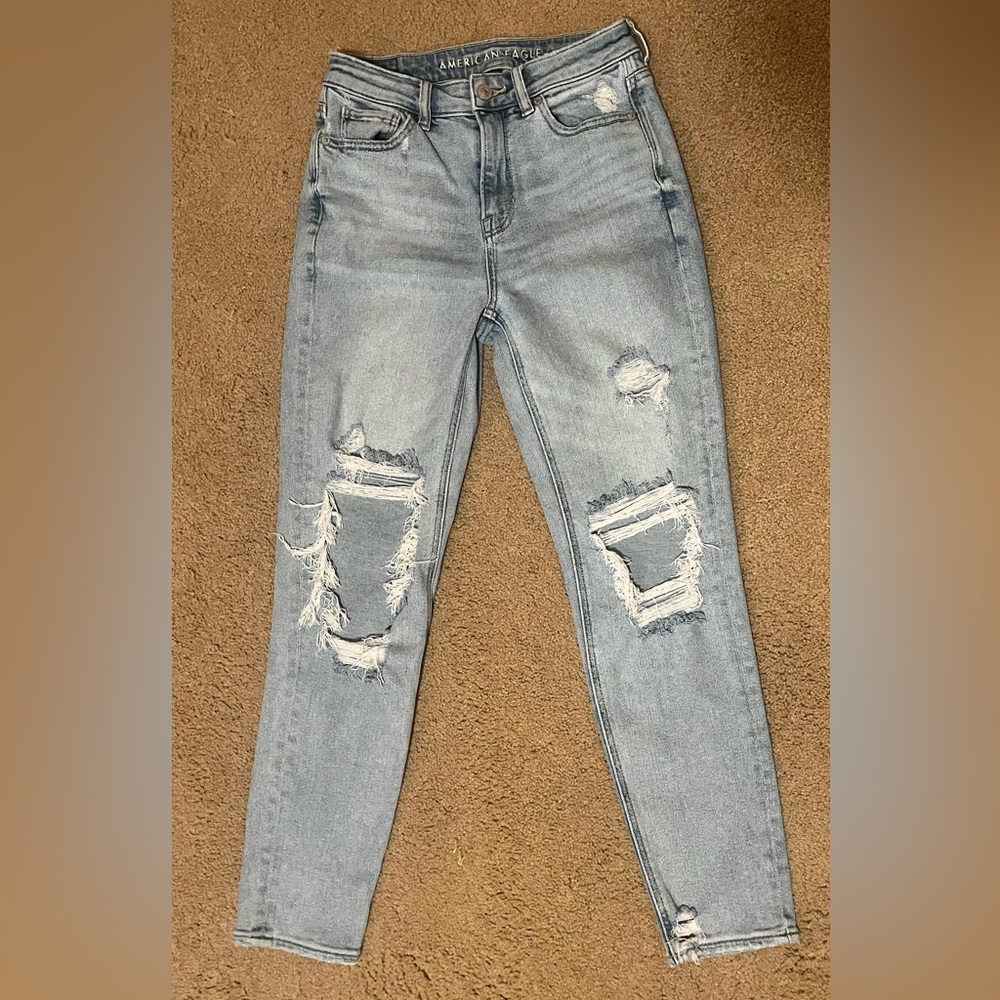 American Eagle | Mom Jean | Size 00 Regular